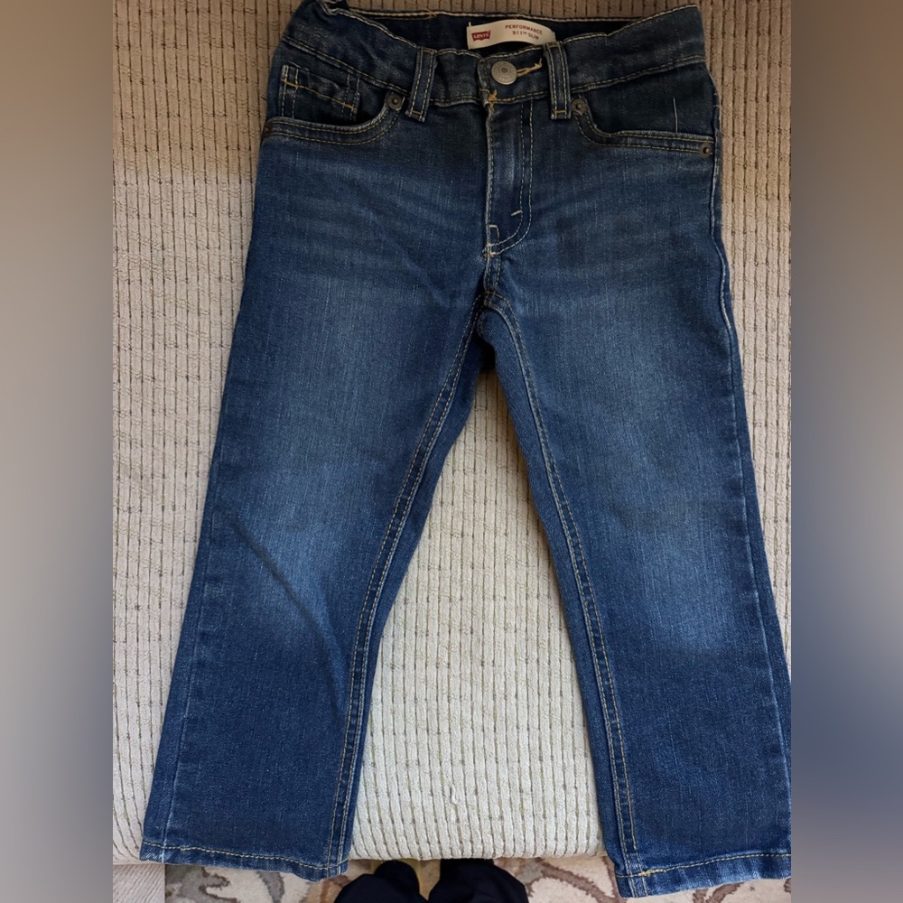 Toddler Levi’s 4 reg